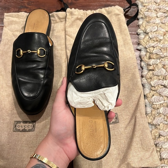 Gucci Women’s Princetown leather slipper - Picture 7 of 8